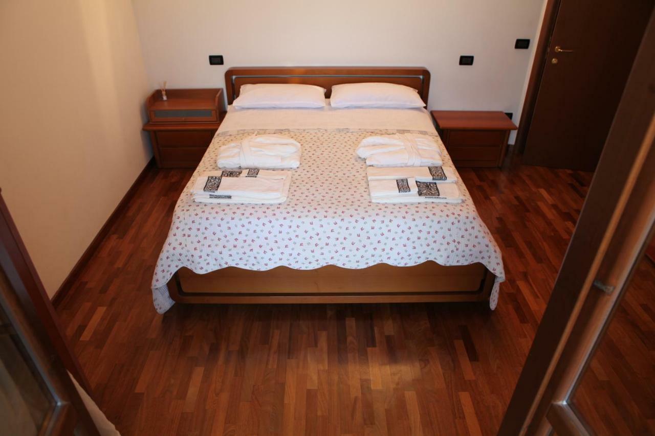 Recanati Family Экстерьер фото